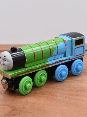 Thomas & Friends HENRY - 60 Year Edition - Engine Wooden Railway Train 2003